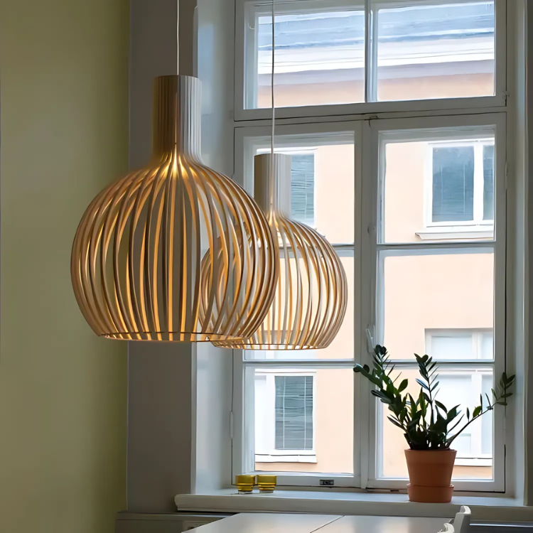 Adjustable Hanging Woodwork Pendant Light for Indoor Spaces