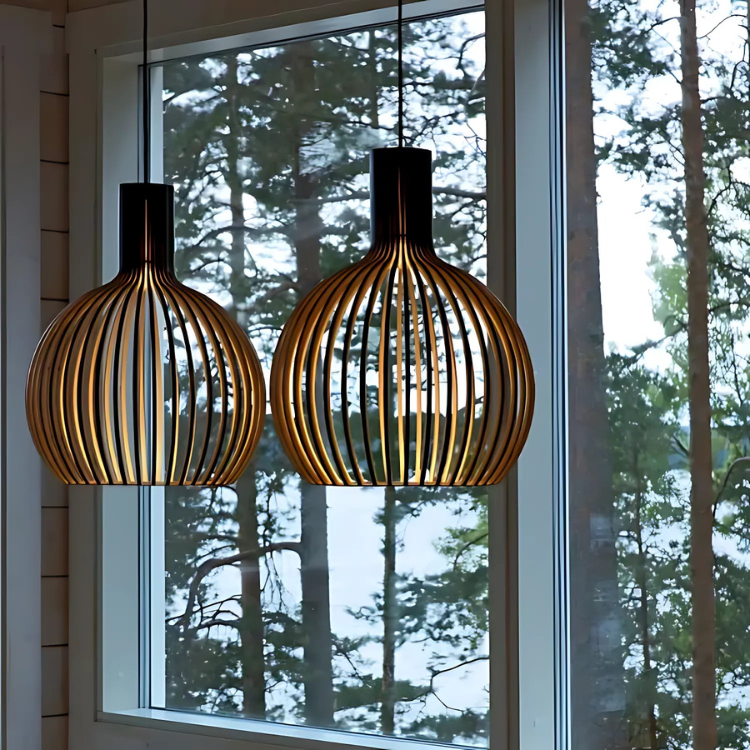 Adjustable Hanging Woodwork Pendant Light for Indoor Spaces