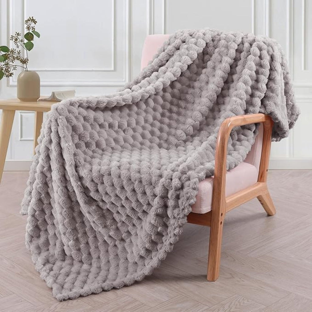 Fluffy Throw Blanket Soft Cosy All-Season Home Blanket