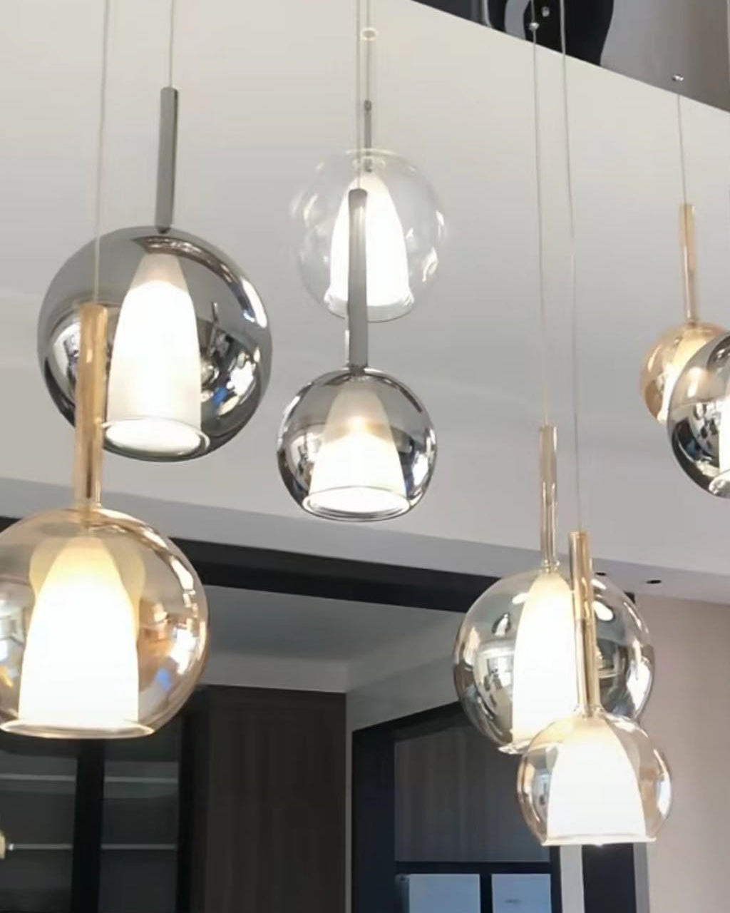 Liora Glass Pendant Light
