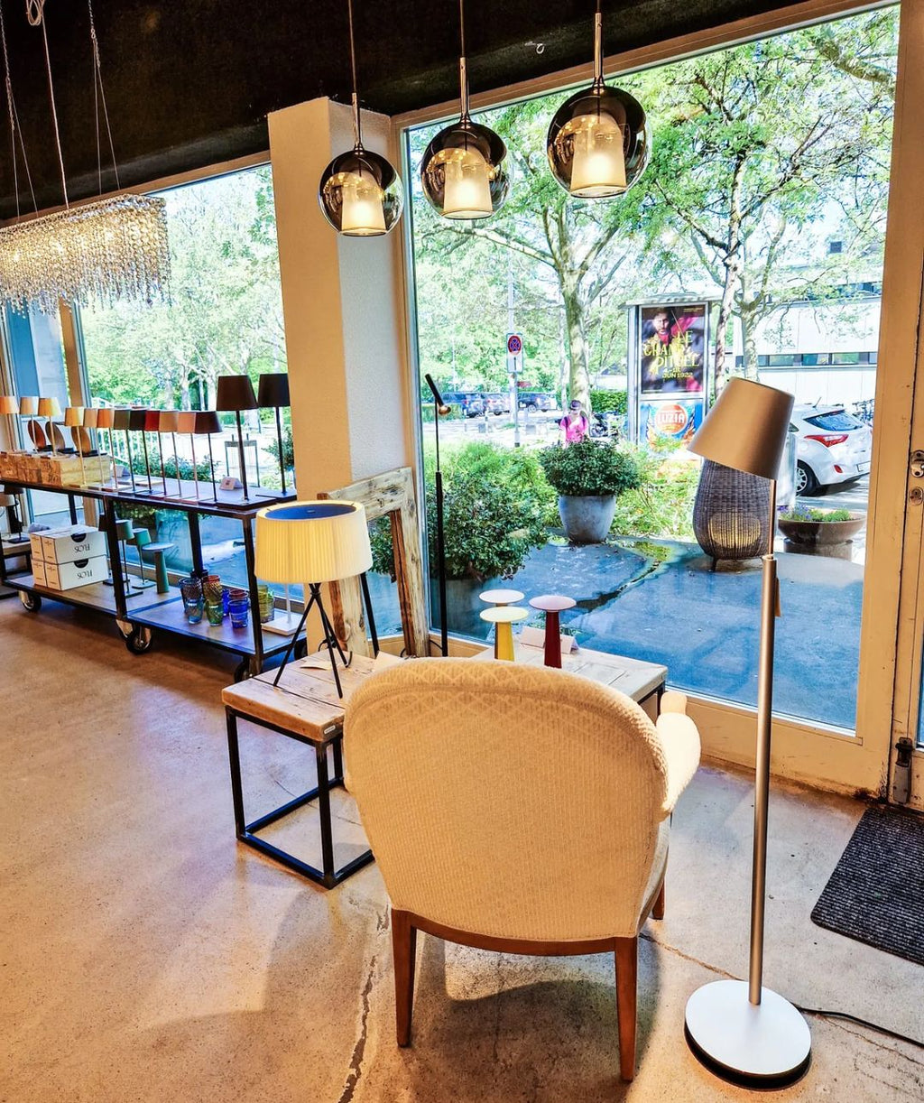 Liora Glass Pendant Light