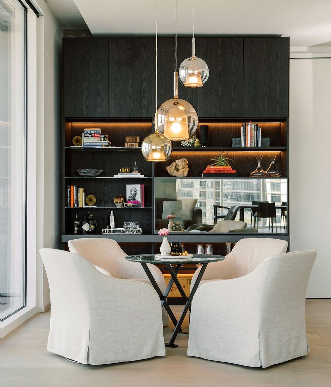 Liora Glass Pendant Light