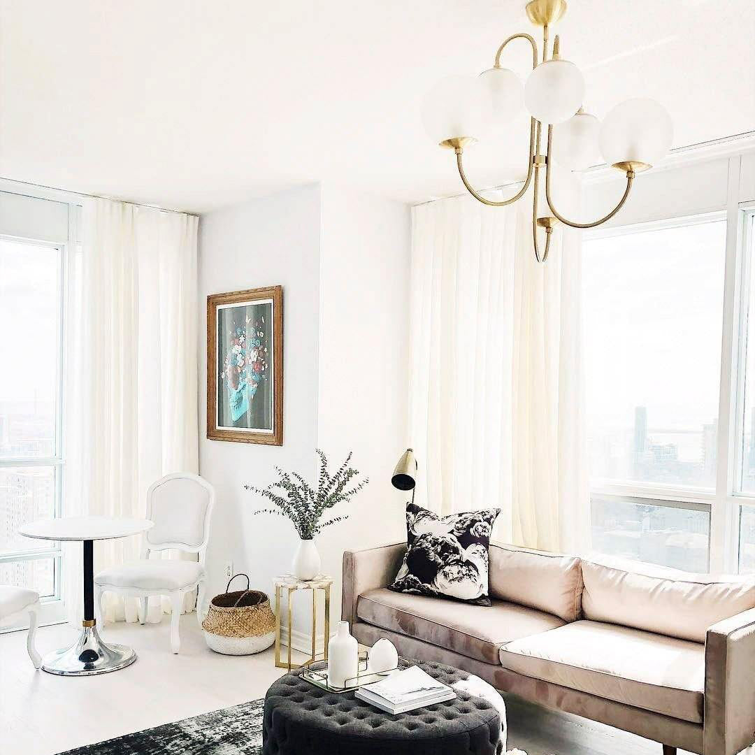 Aurelio Gooseneck Chandelier