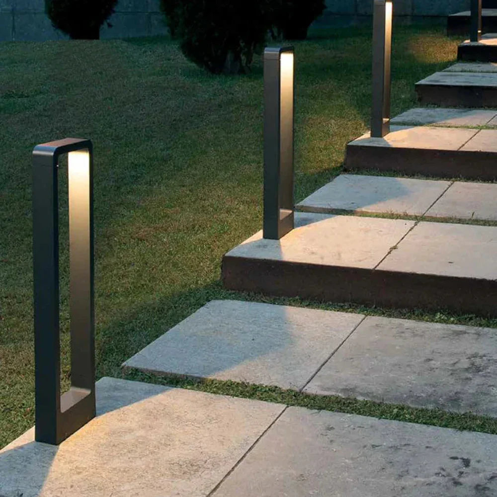 Outdoor LED Motion Light Weather-Resistant Wireless Lighting