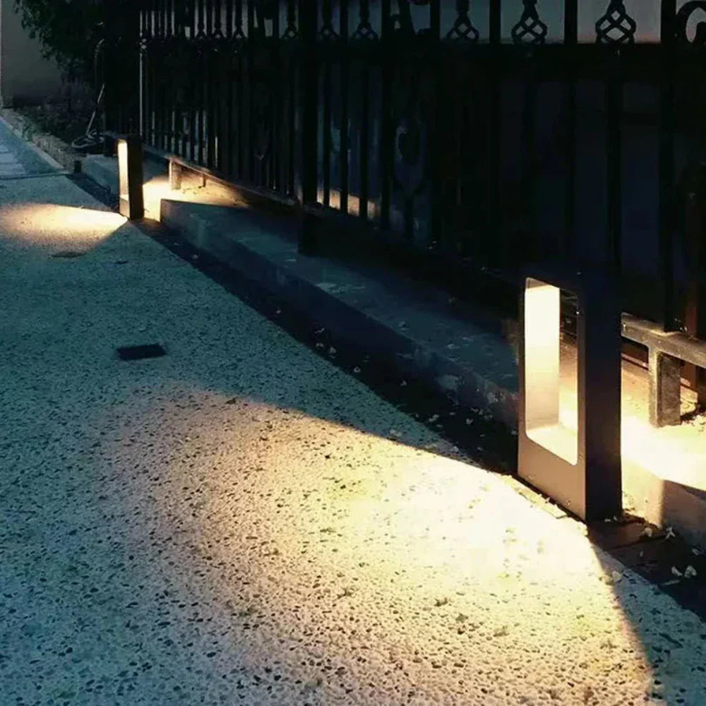 Outdoor LED Motion Light Weather-Resistant Wireless Lighting