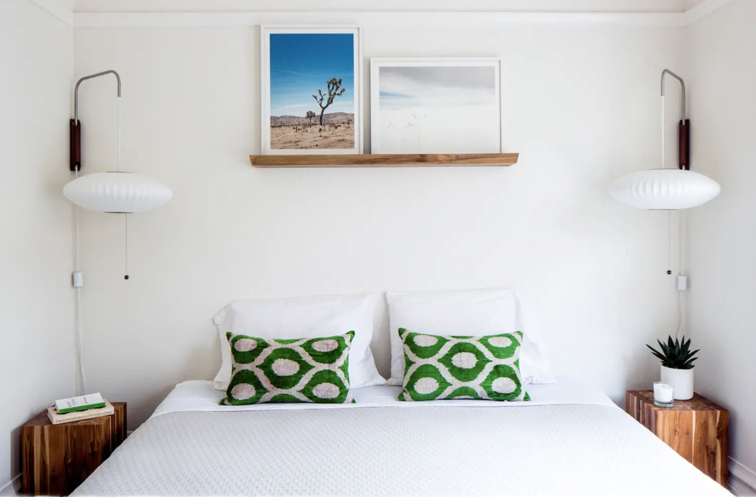 Arlen Orb Wall Lamp