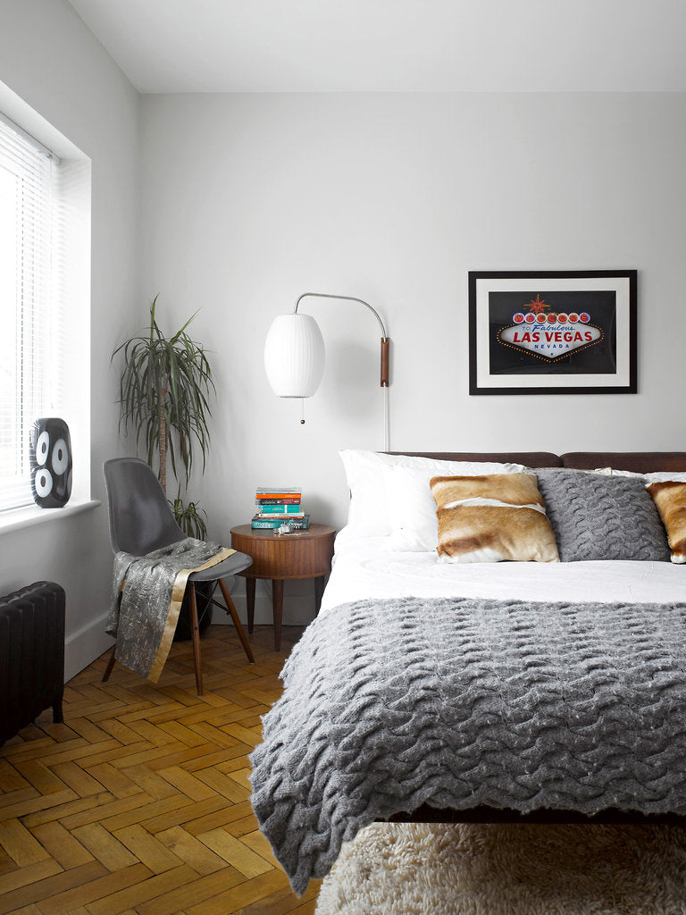 Arlen Orb Wall Lamp