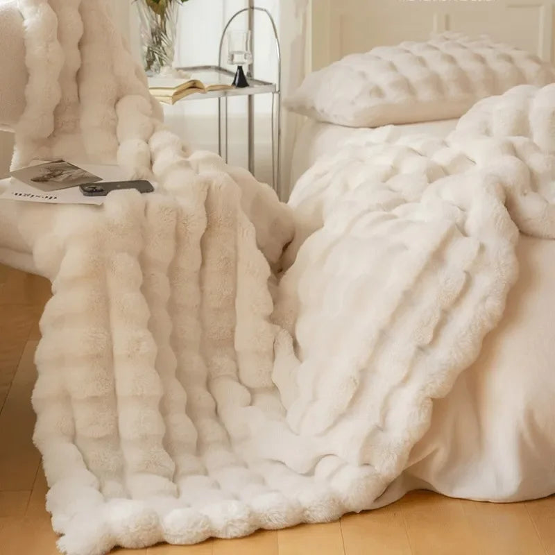 Reversible Textured Throw Blanket Double-Sided Bubble Design