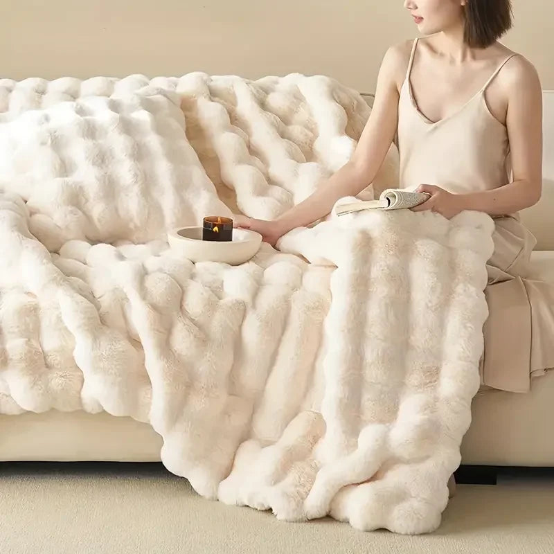 Reversible Textured Throw Blanket Double-Sided Bubble Design