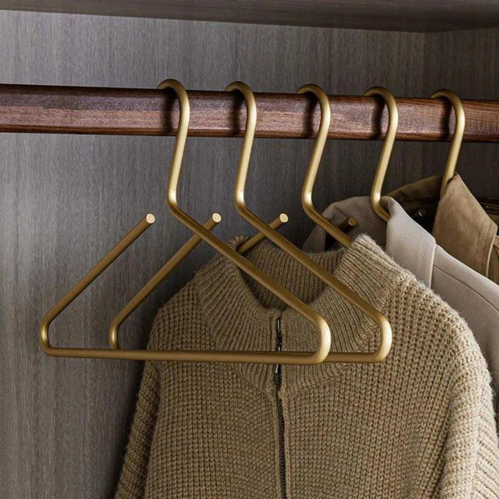 5-Piece Non-Slip Clothes Hanger Set Slim Wardrobe Organisers