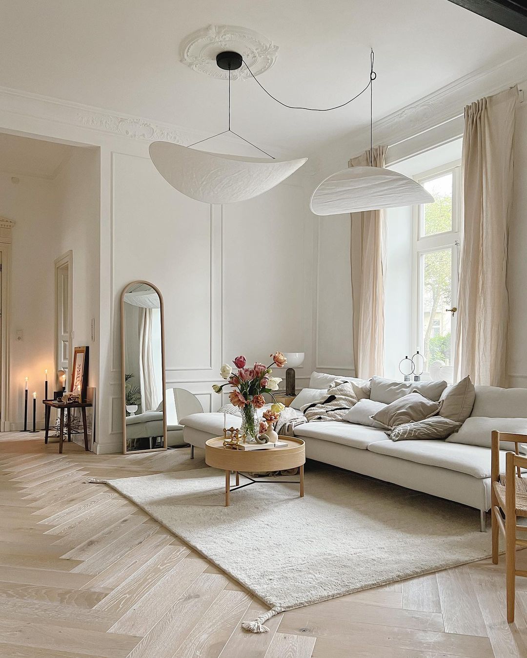 Avenor Sculptural Pendant Light
