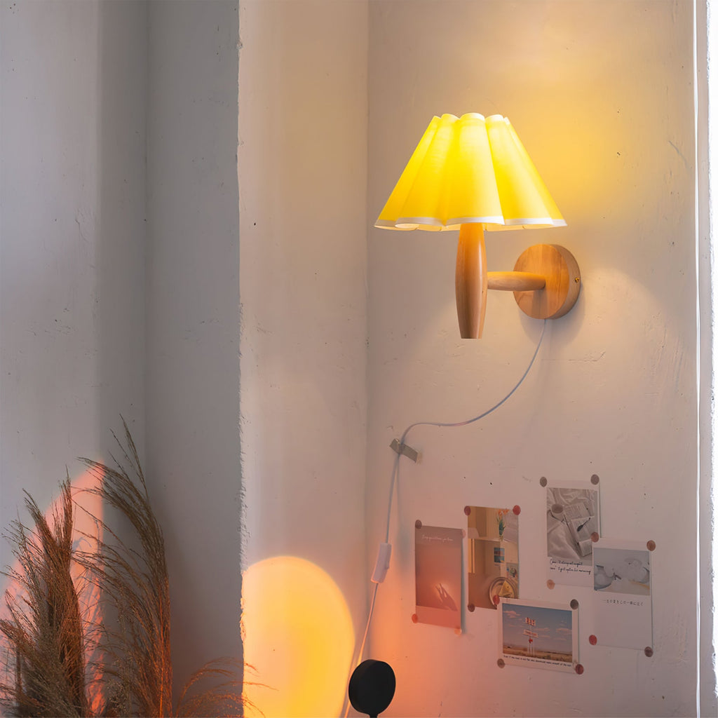 Lumo Fluted Plug-In Wall Lamp